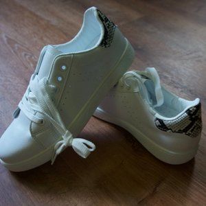 White Stan Smith Style Shoes with Snakeskin back